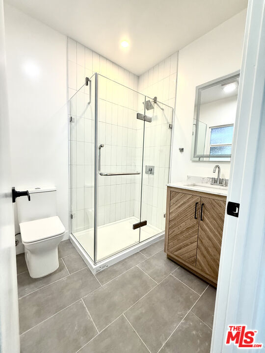 Building Photo - 1246 N Formosa Ave