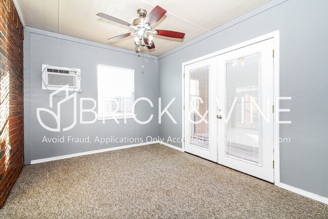 Building Photo - 4213 Hunterfield Ave