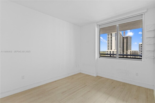 Building Photo - 16385 Biscayne Blvd