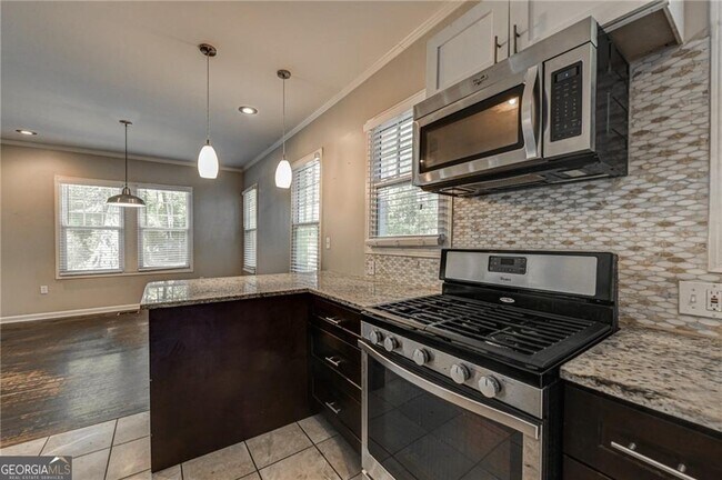 Building Photo - 483 Burlington Rd NE