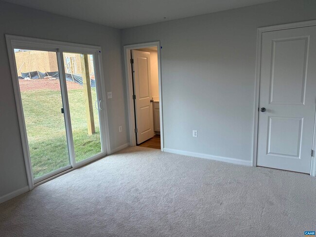 Building Photo - 99 Oldfield Dr