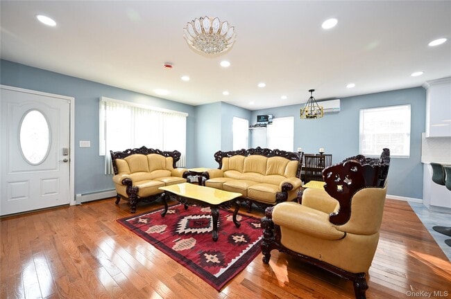 Building Photo - 198-19 118th Ave