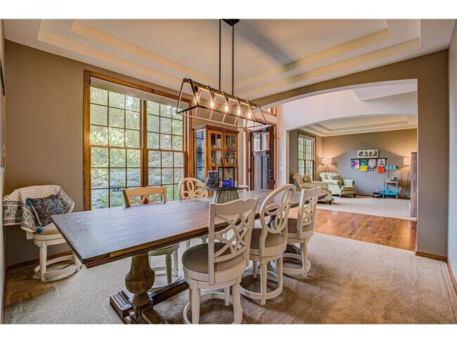 Building Photo - 2456 Hunter Dr