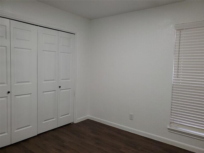 Building Photo - 2508 Howellwood Way