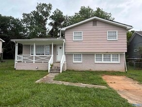 Building Photo - 3604 NW Stag Run Dr