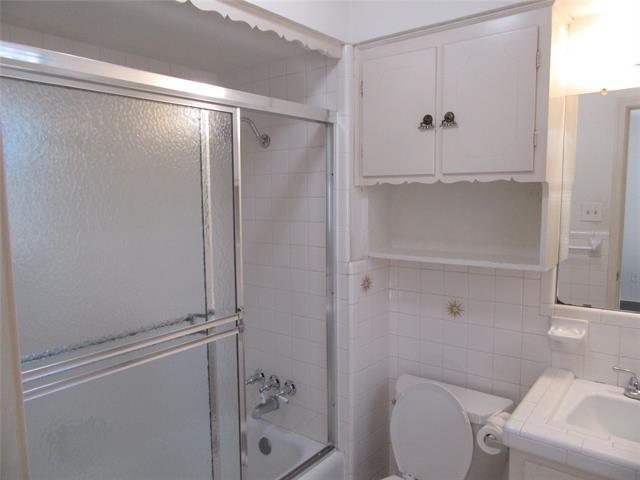 Building Photo - 6639 Del Norte Ln