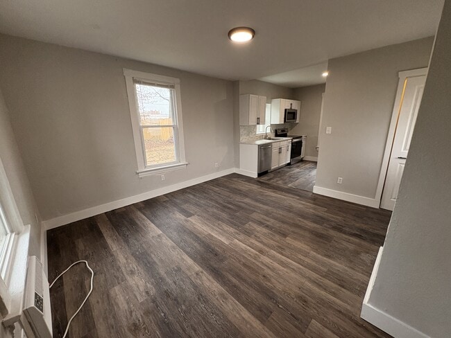 Building Photo - 3438 Greenwood Blvd