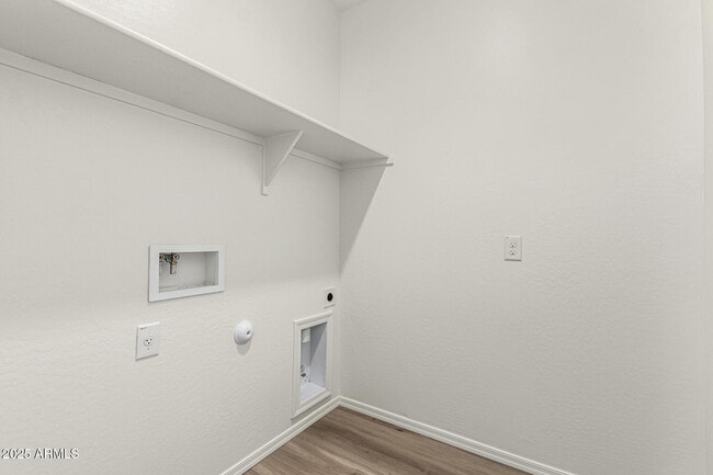 Building Photo - 21135 E Arrowhead Trail