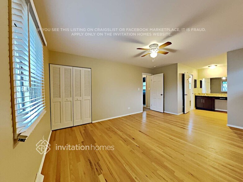 Building Photo - 415 Sussex Ct