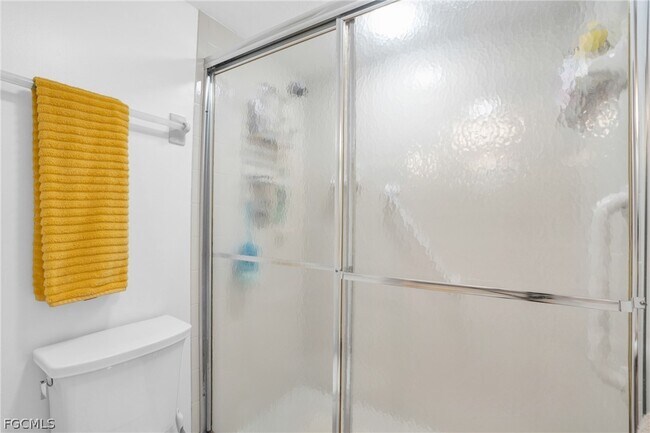 Building Photo - 5905 Trailwinds Dr