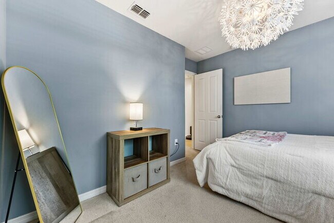 Building Photo - Corner Lot- Close to Disney- Four Bedroom Home for Rent