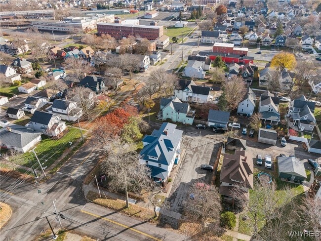 Building Photo - 319 Wheatfield St