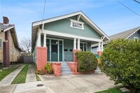 Building Photo - 1537 Annunciation St