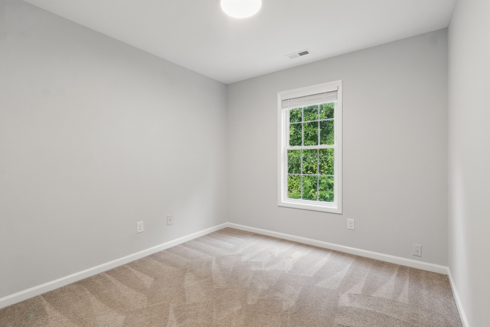 Building Photo - 5408 Gunnette Dr