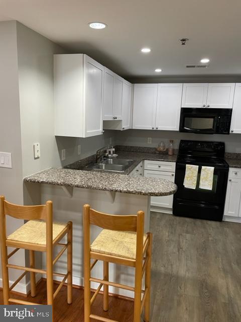 Building Photo - 777 7th St NW