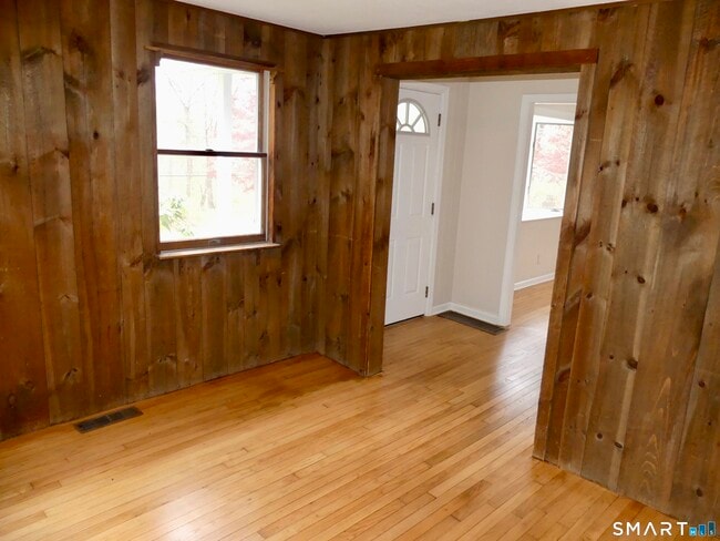 Building Photo - 21 Winthrop Rd