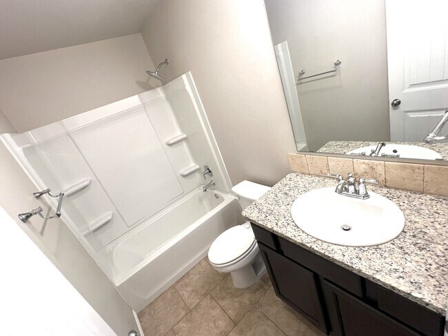 Building Photo - **BEAUTIFUL WINDSTONE AT UPLAND HOME**
