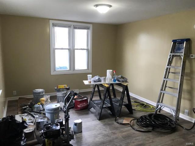 Building Photo - 413 Augusta St