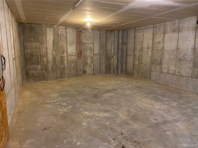 Building Photo - 1309 Half Moon Bay Dr