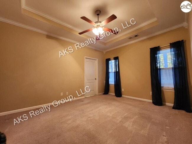 Building Photo - 164 Highview Cove