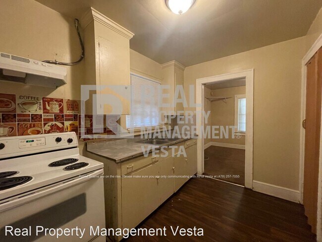Building Photo - 2 br, 1 bath House - 1052 Mimosa Dr
