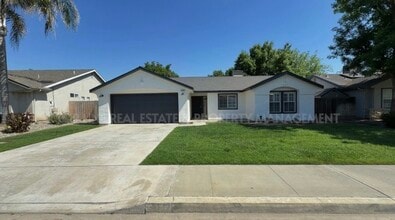 Building Photo - Home Sweet Home in Hanford! Available Now!