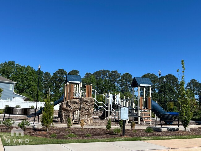 Building Photo - 1653 Pasture Hills Dr