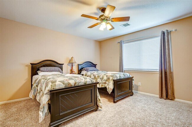 Building Photo - 2143 Hill Canyon Ct