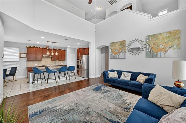 Building Photo - 7213 Willow Thorne Dr