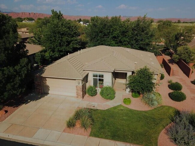 Building Photo - 253 S 260 W