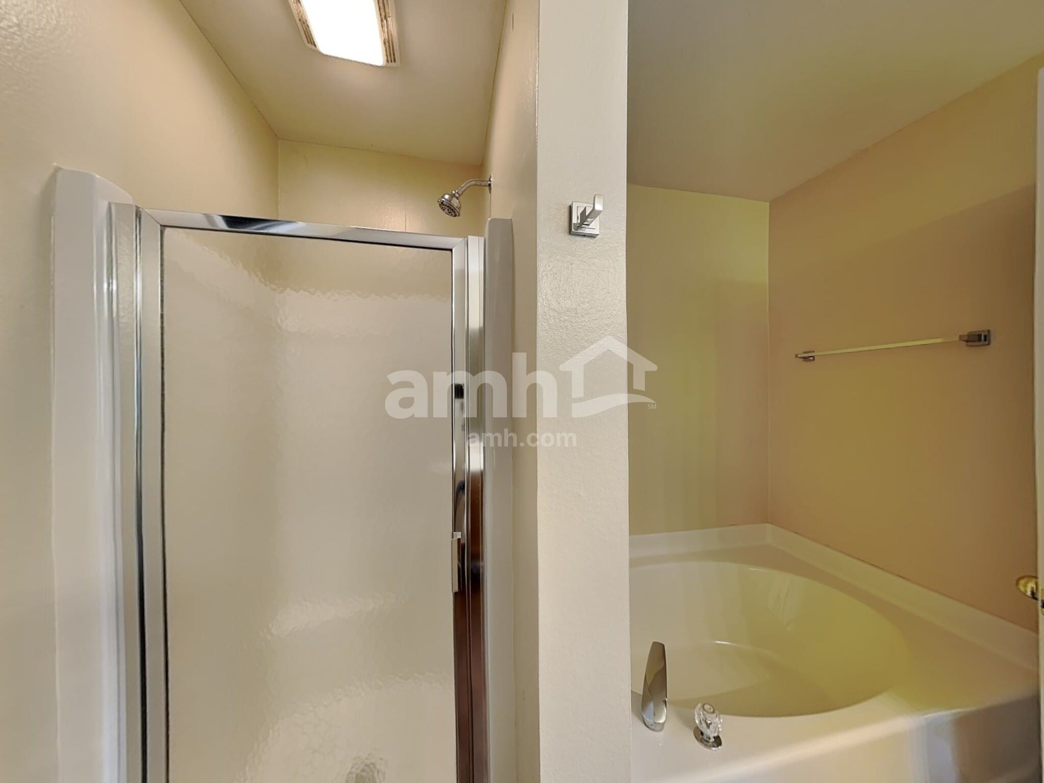 Building Photo - 1710 Cabarrus Crossing Dr