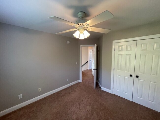 Building Photo - Braxton Village Home For Rent!