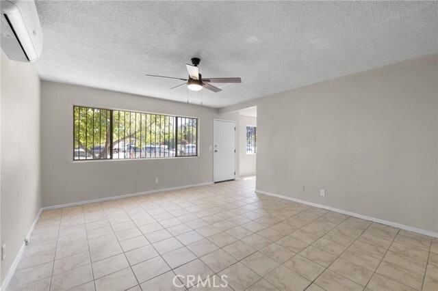 Building Photo - 207 Flora St