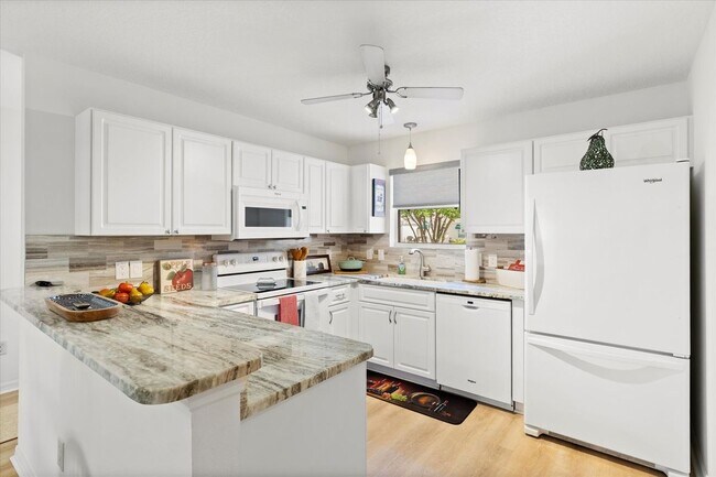 Building Photo - 17076 SE 96th Chapelwood Cir