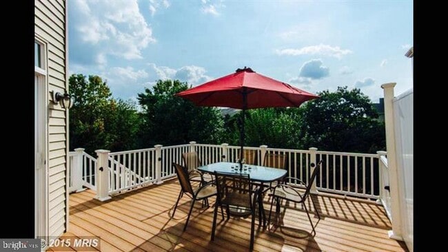 Building Photo - 23421 Spice Bush Terrace
