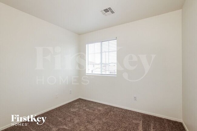 Building Photo - 22805 W Solano Dr