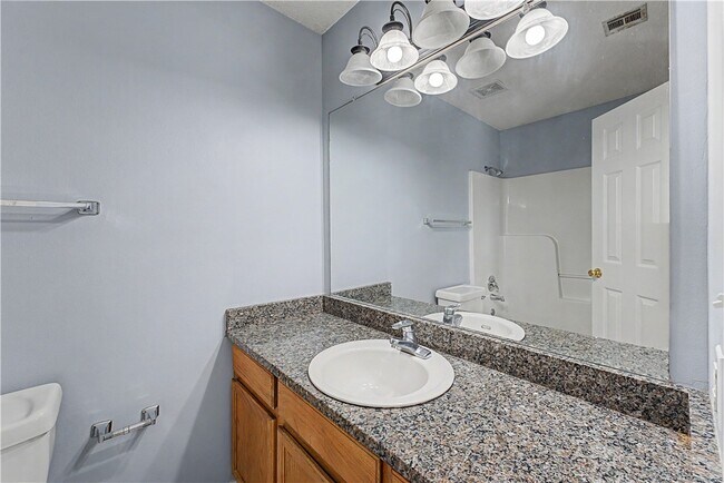 Building Photo - 1314 Tradition Ave