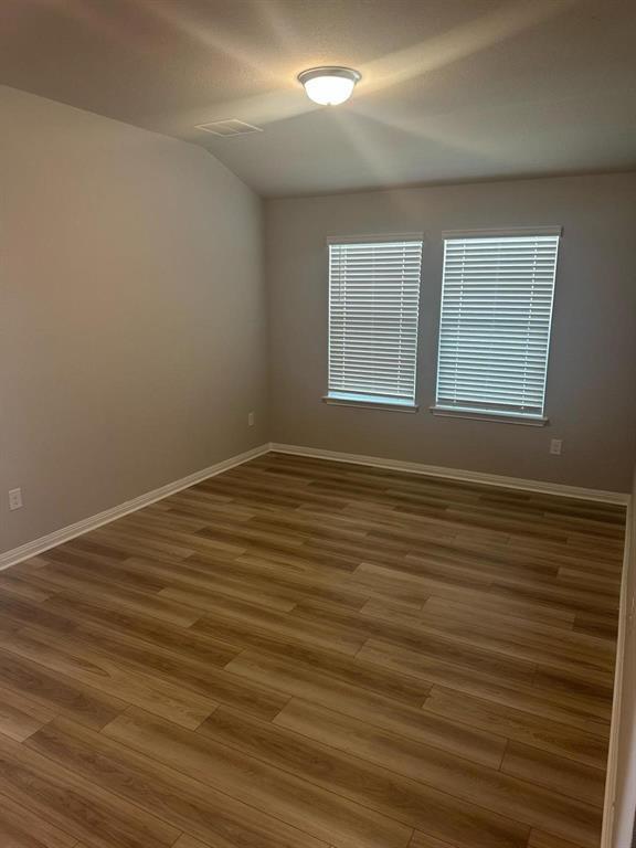 Building Photo - 14020 Heartland Dr