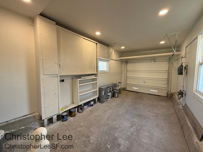 Building Photo - 848 Beechwood Dr