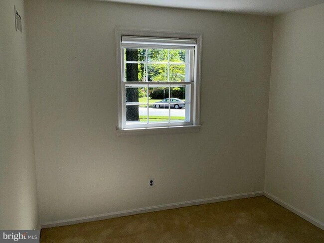 Building Photo - 4701 Red Fox Dr