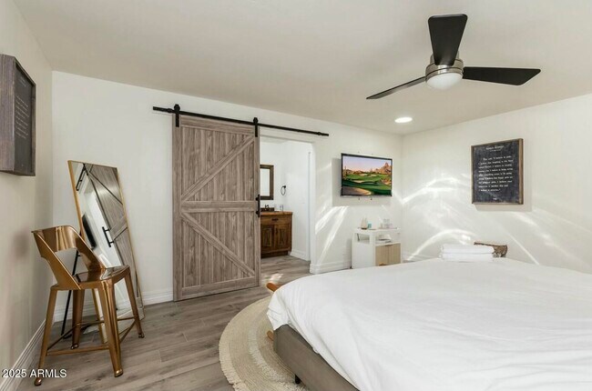 Building Photo - 11212 N Sundown Dr