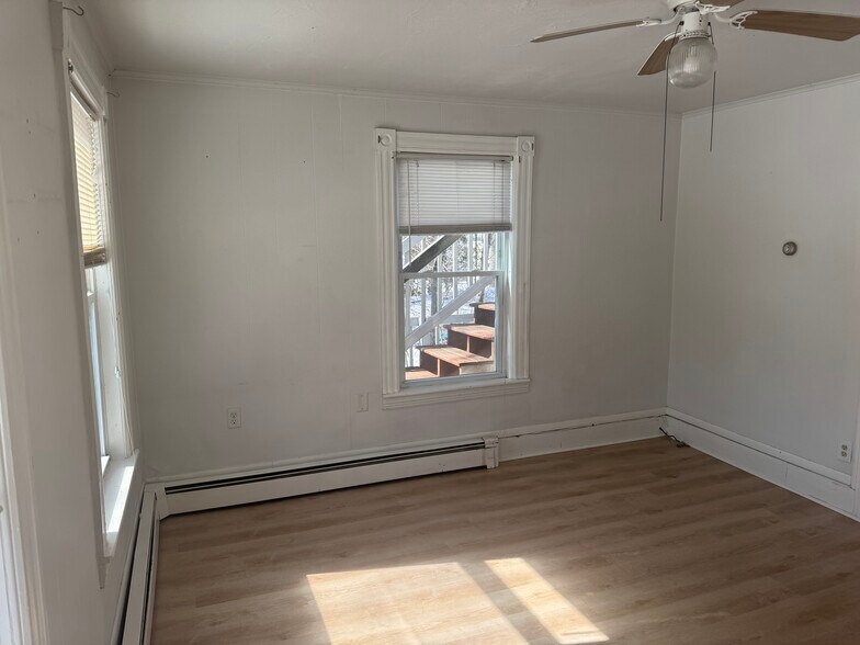 Building Photo - 75 North St