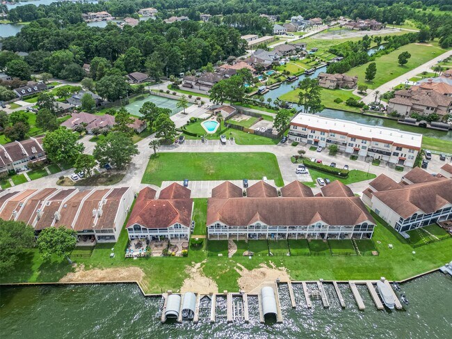 Building Photo - 16 Regency Point