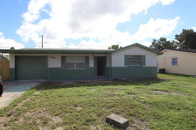 Building Photo - 10828 Hillcrest Ave