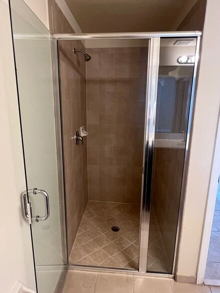 Building Photo - 17065 SW 93rd St