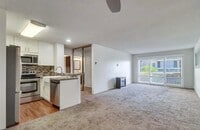 Building Photo - 1855 Diamond St