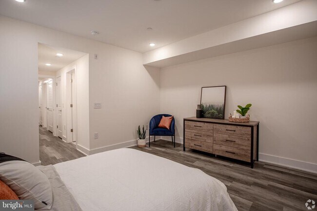 Building Photo - 2610 Braddock St