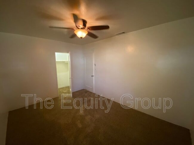 Building Photo - 801 S Sowell St