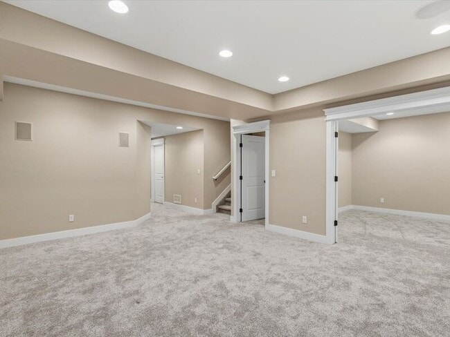 Building Photo - 3465 Willow St