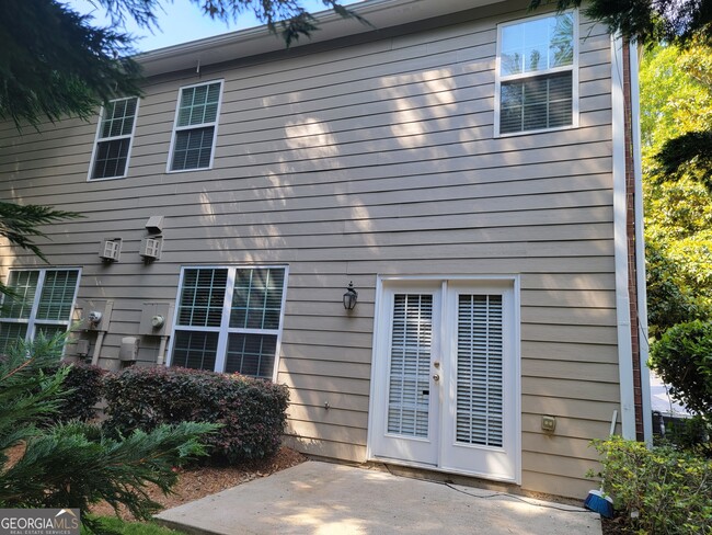 Building Photo - 6162 Deluna Way